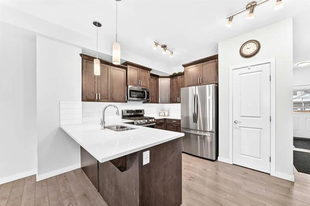 524 Midtown Street SW