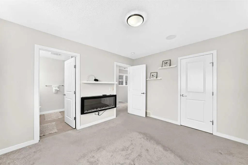 524 Midtown Street SW