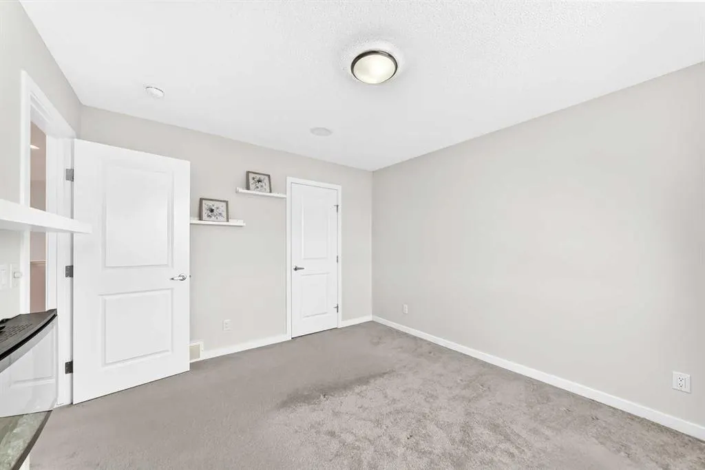 524 Midtown Street SW