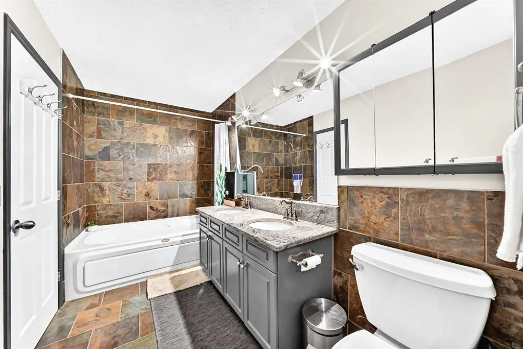 283 Applestone Park SE