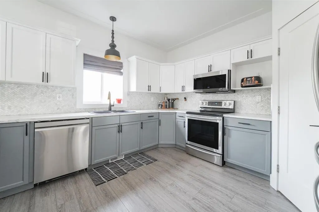 174 St. Laurent Way