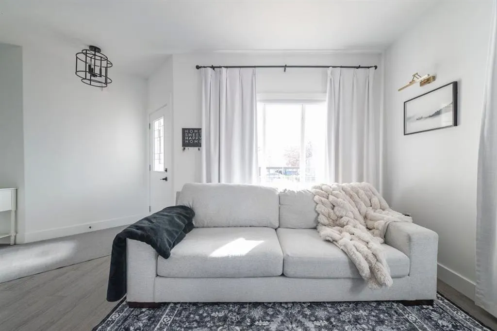 174 St. Laurent Way