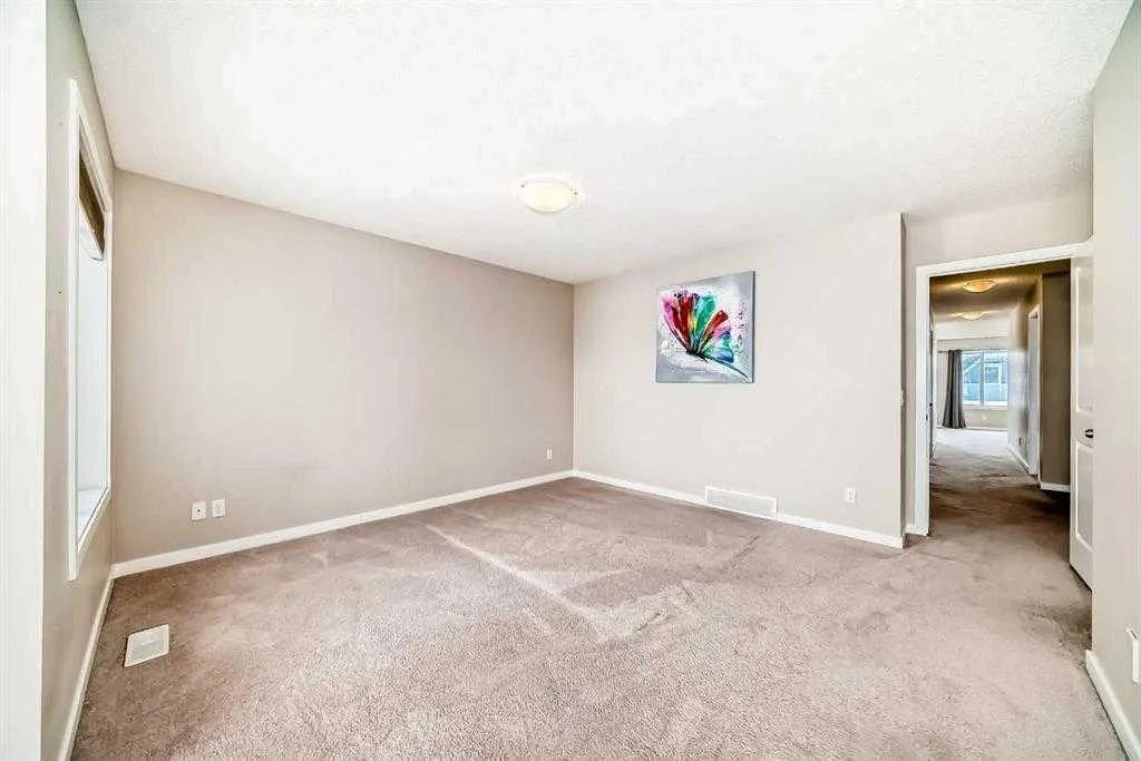 12 kincora Mews NW