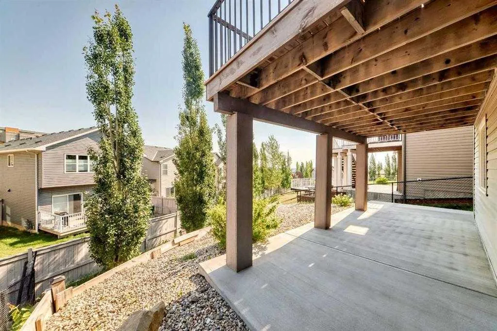 12 kincora Mews NW