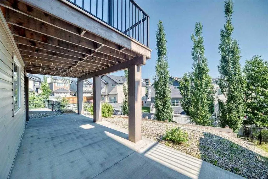 12 kincora Mews NW