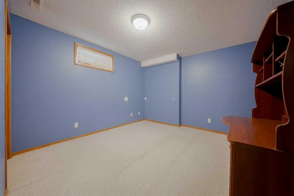 47 Hawkside Close NW