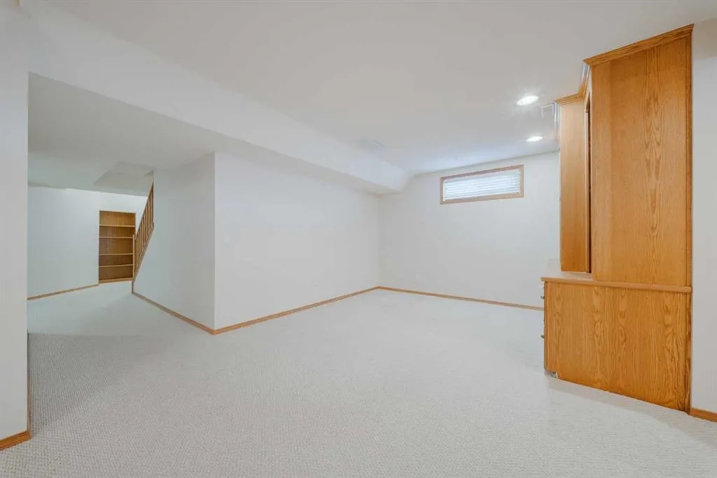 47 Hawkside Close NW
