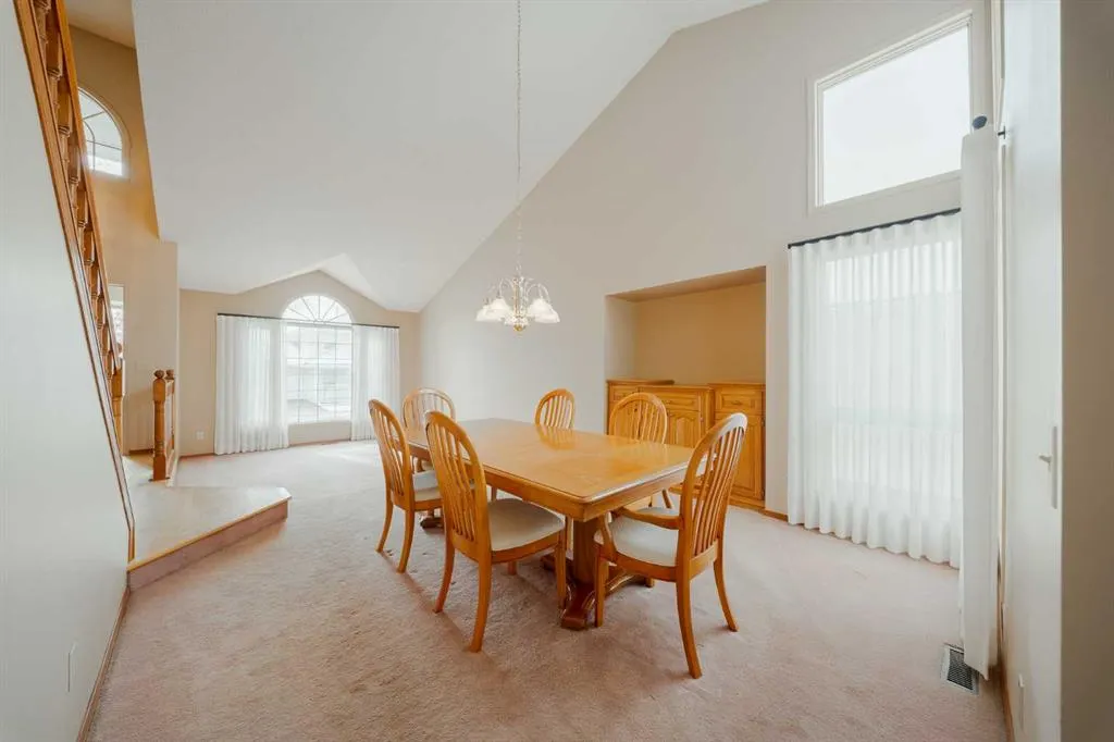 47 Hawkside Close NW