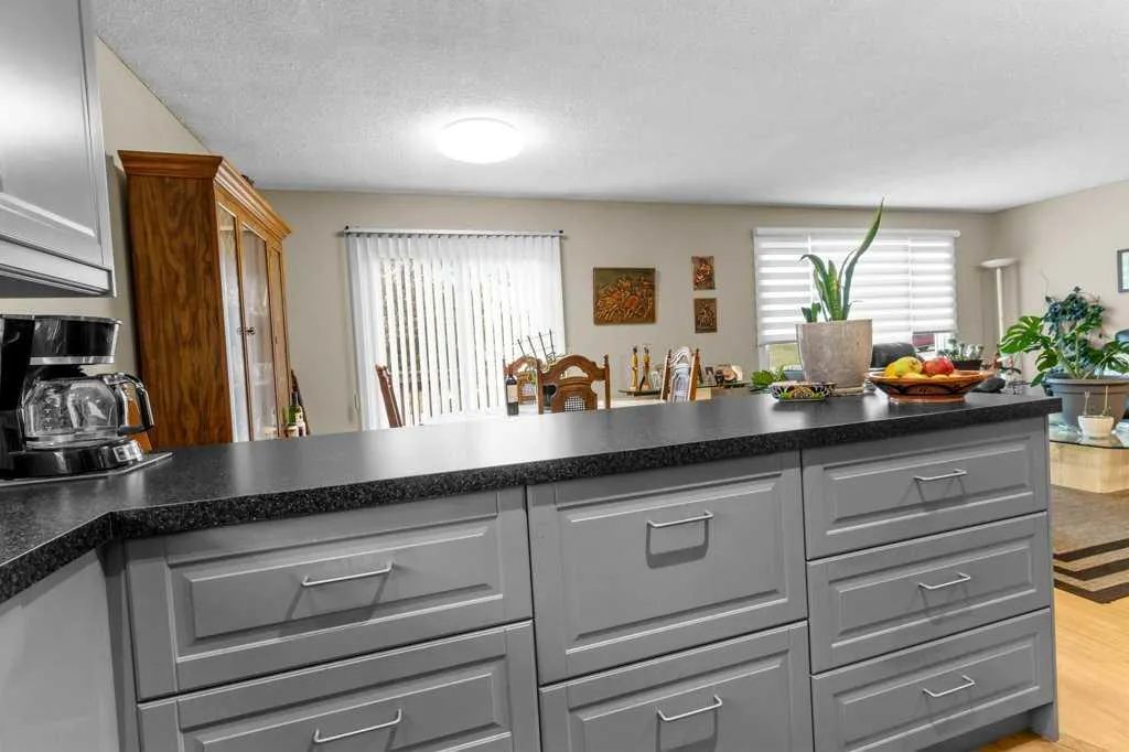 46 Meadowview Close