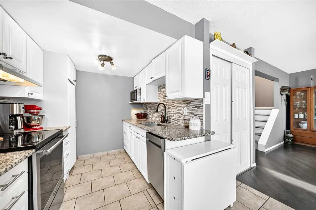 1055 72 Avenue NW #2