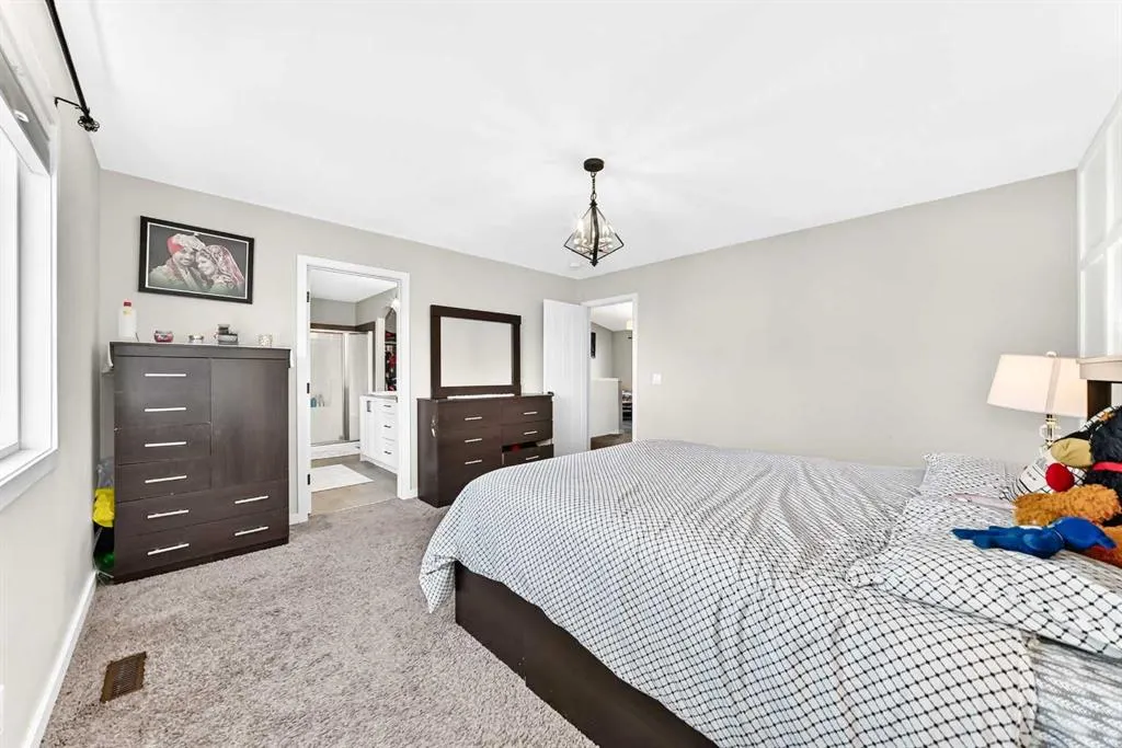 336 Ravenstern Link SE