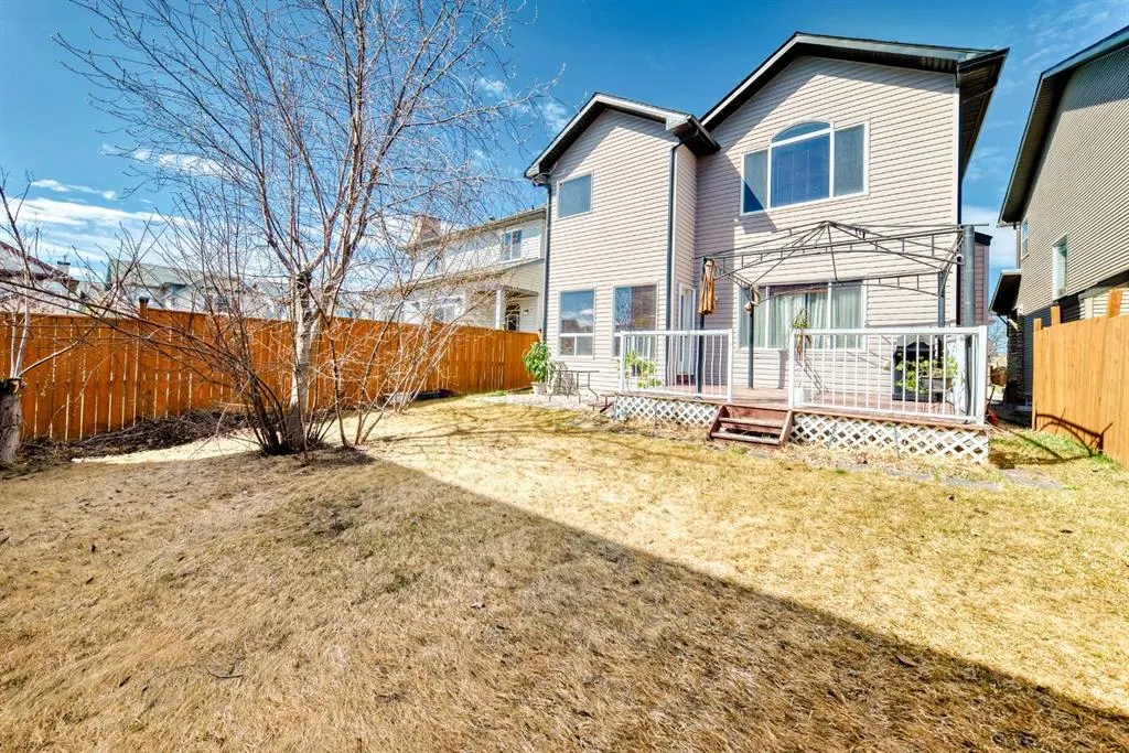 84 Silverado Creek Crescent SW