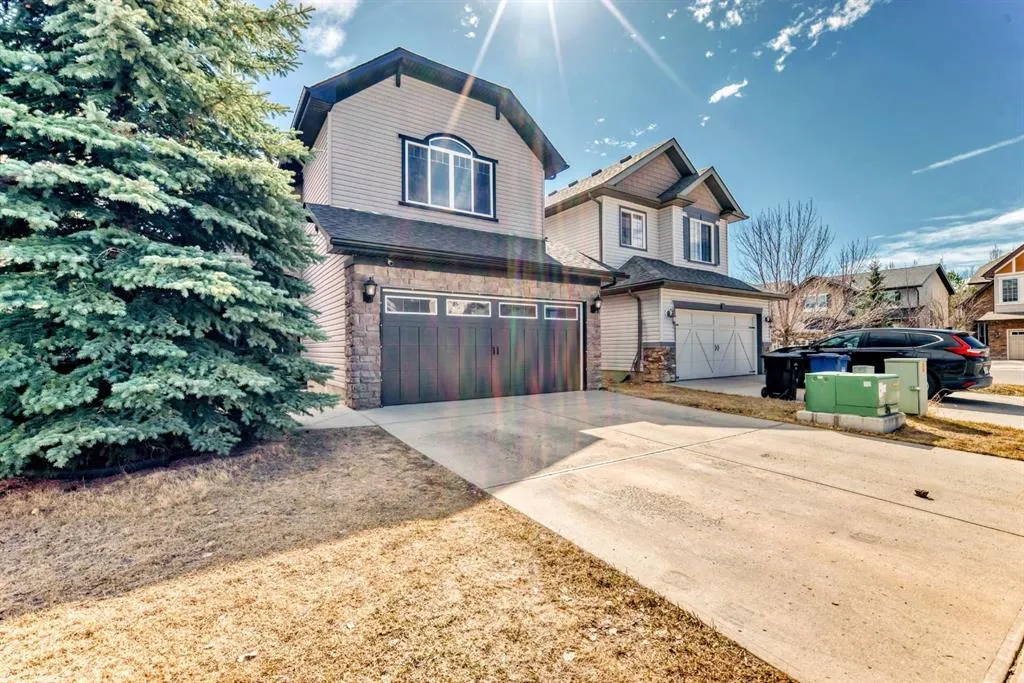 84 Silverado Creek Crescent SW