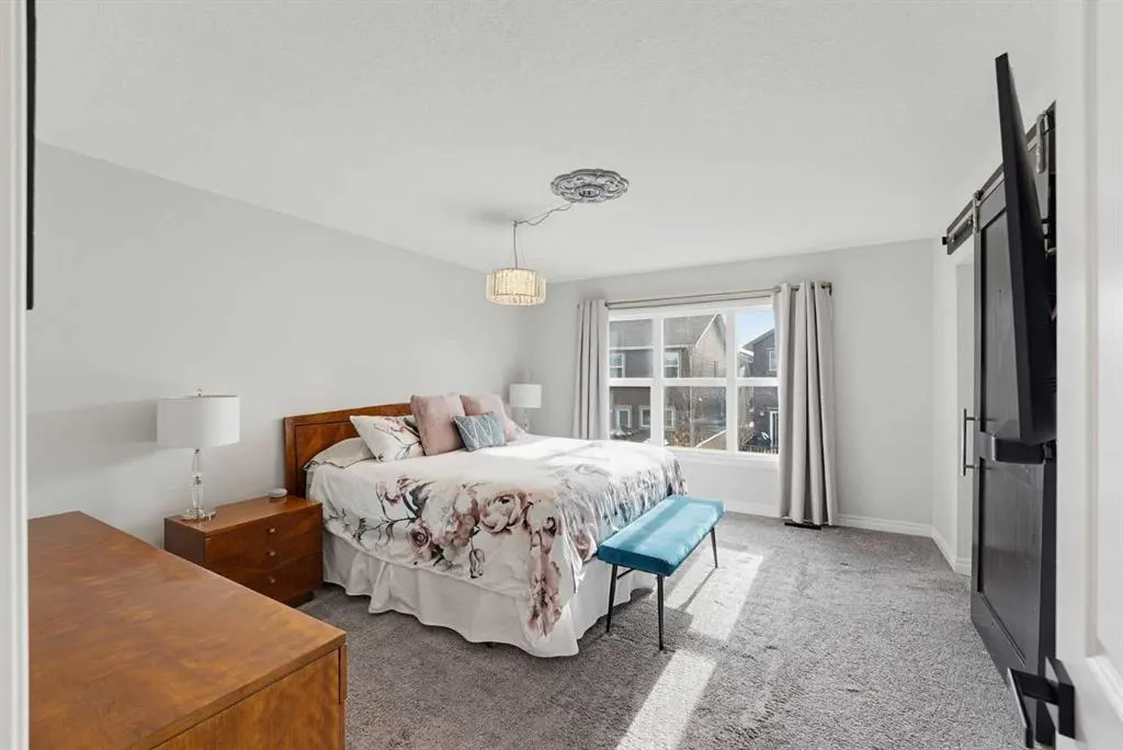721 Midtown Drive SW