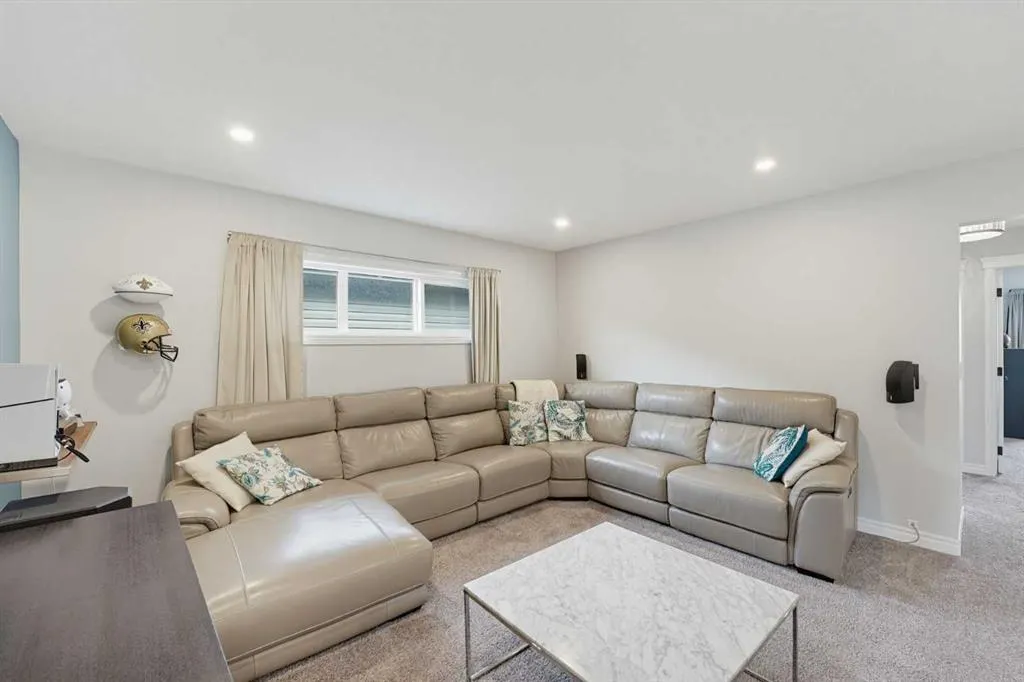 721 Midtown Drive SW