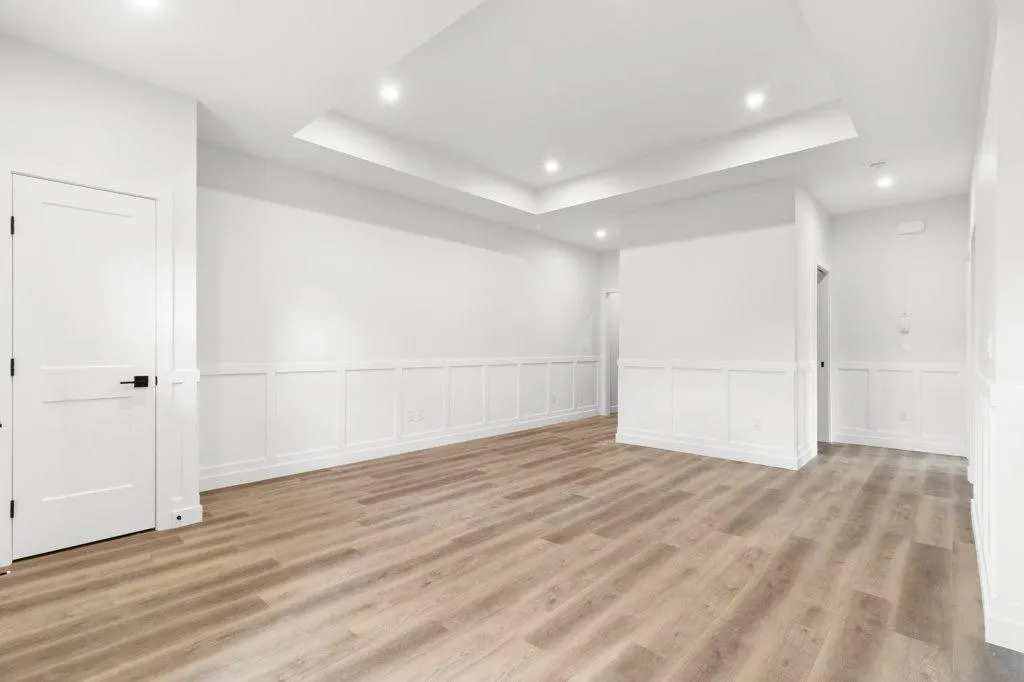 5463 55 Avenue #5