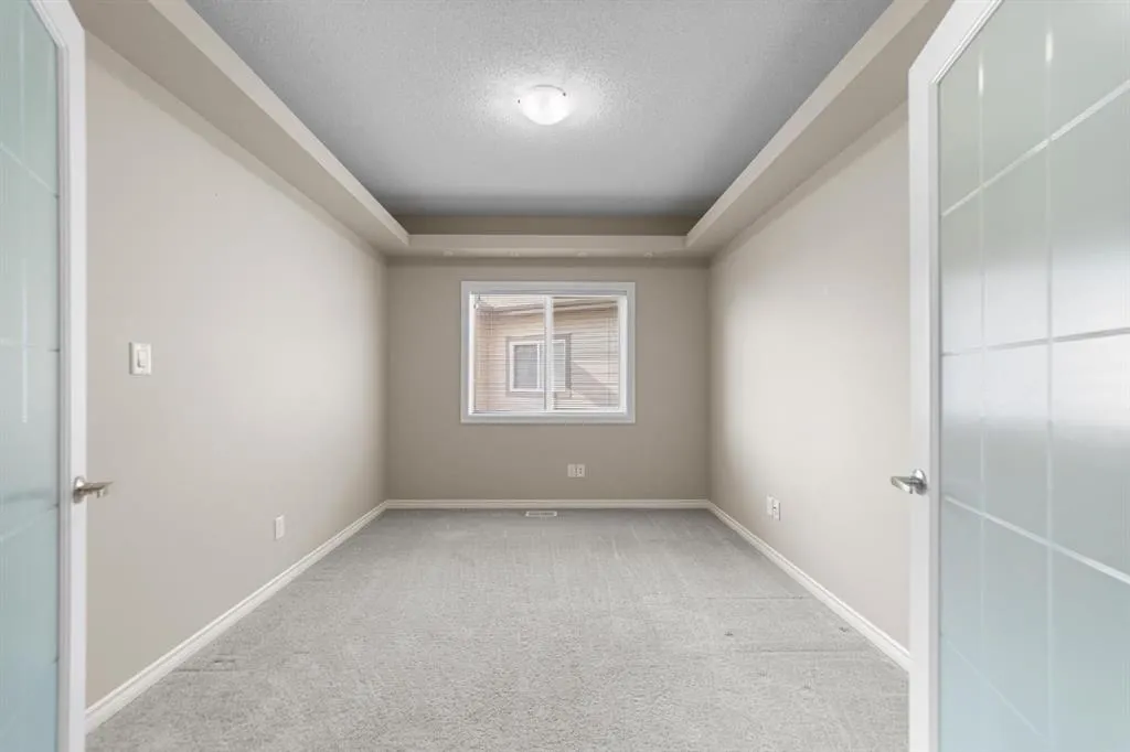 5021 34 Avenue #12