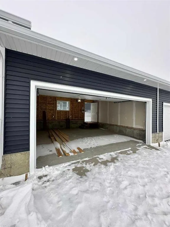 393 Waterford Boulevard