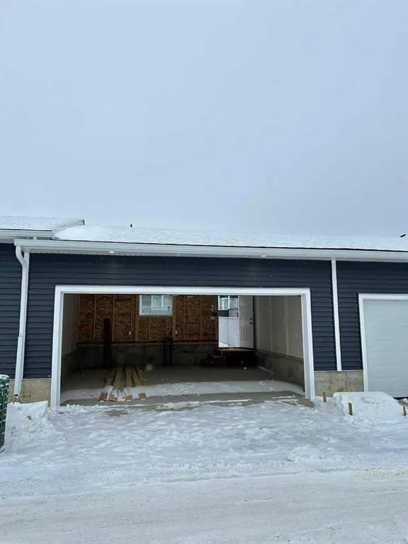 393 Waterford Boulevard
