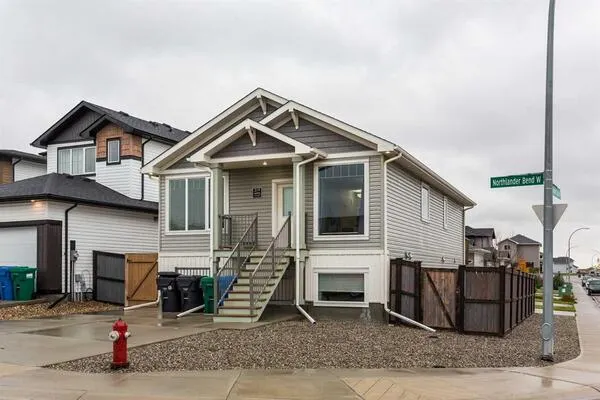 319 Northlander Bend W