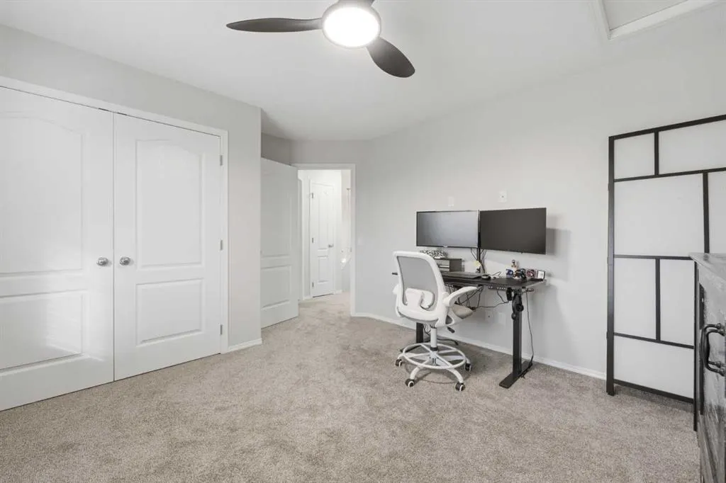 121 Springmere Grove