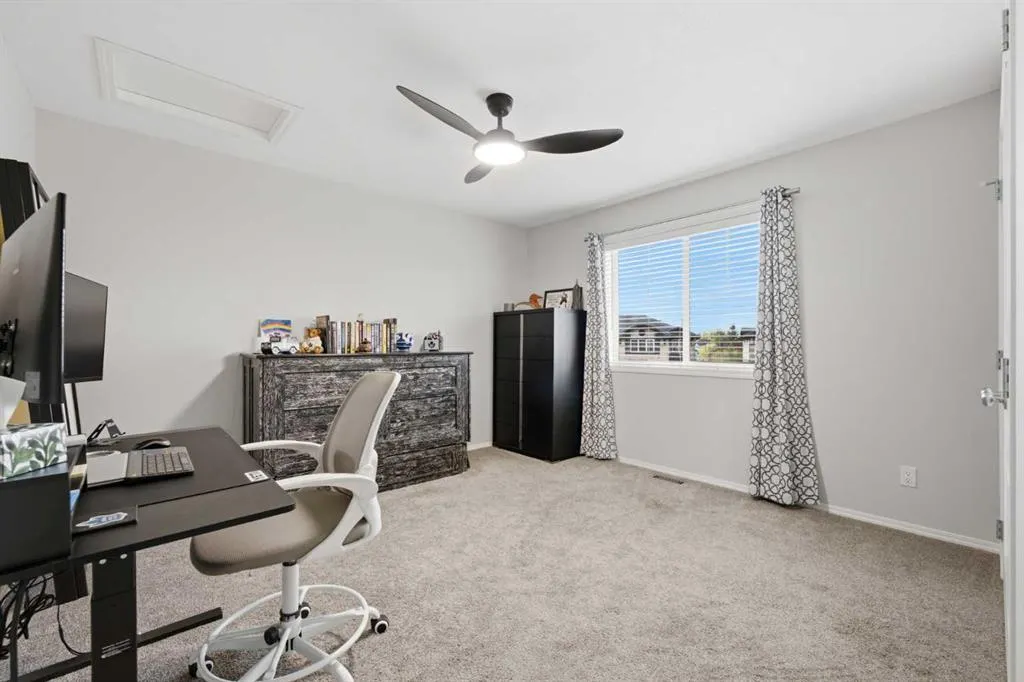 121 Springmere Grove