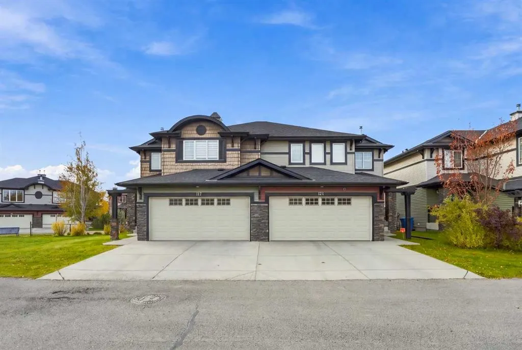 121 Springmere Grove