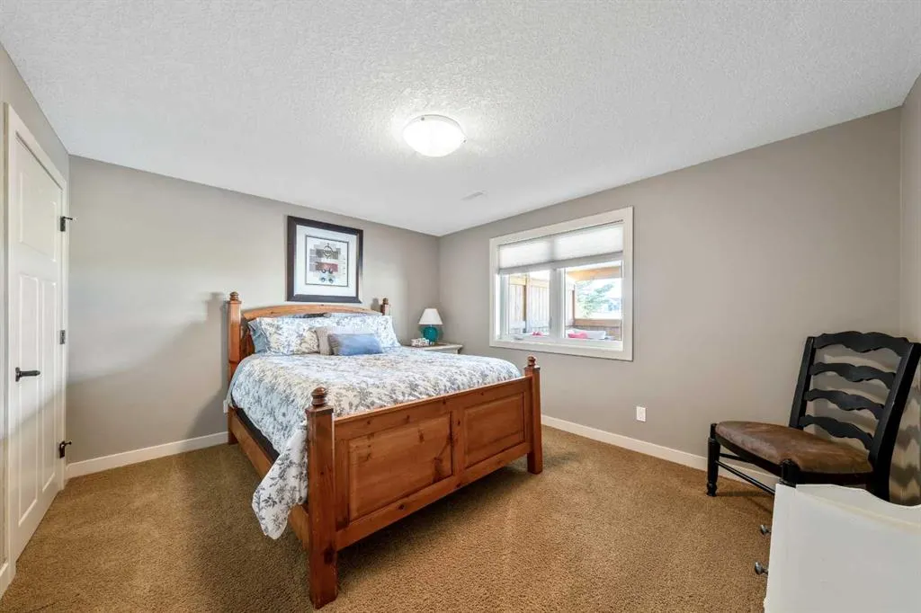 33 Wyndham Park Way