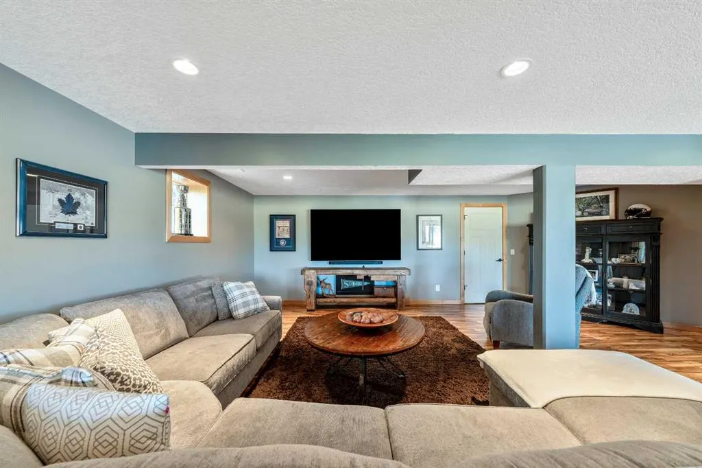33 Wyndham Park Way