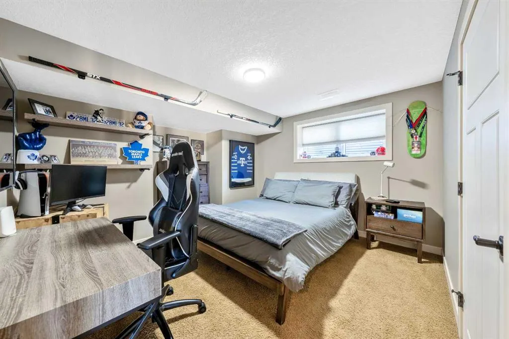 33 Wyndham Park Way