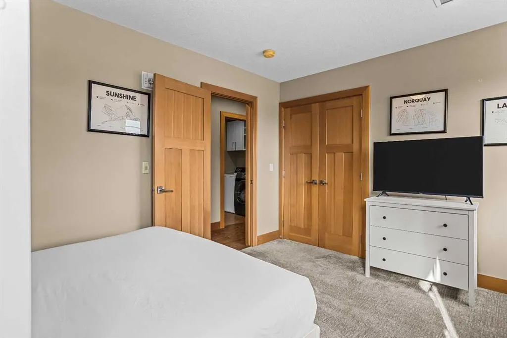 743 Railway Avenue #207