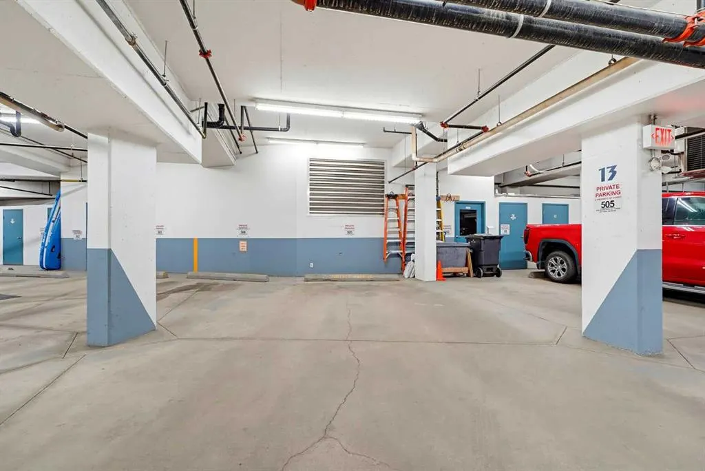 5100 Lakeshore Drive #505