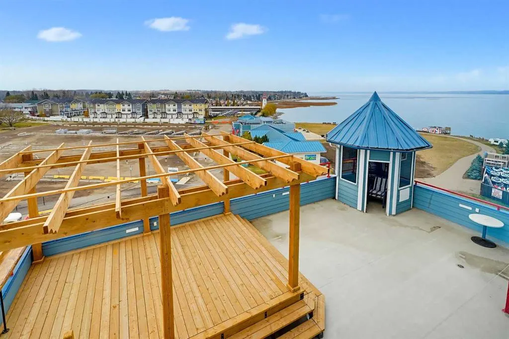 5100 Lakeshore Drive #505