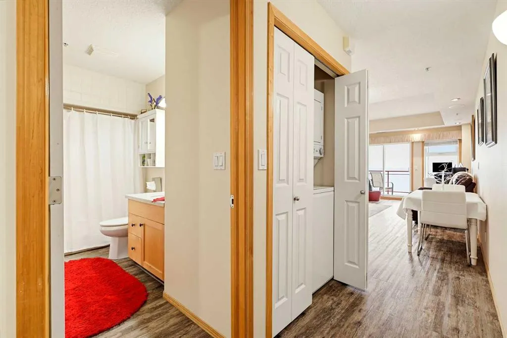 5100 Lakeshore Drive #505