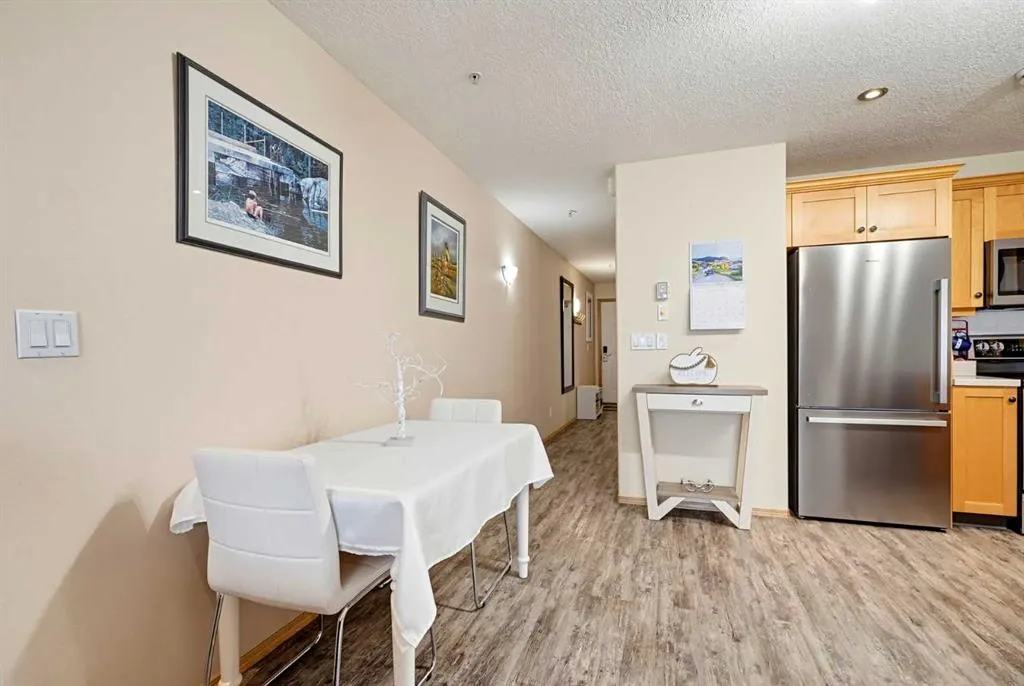 5100 Lakeshore Drive #505