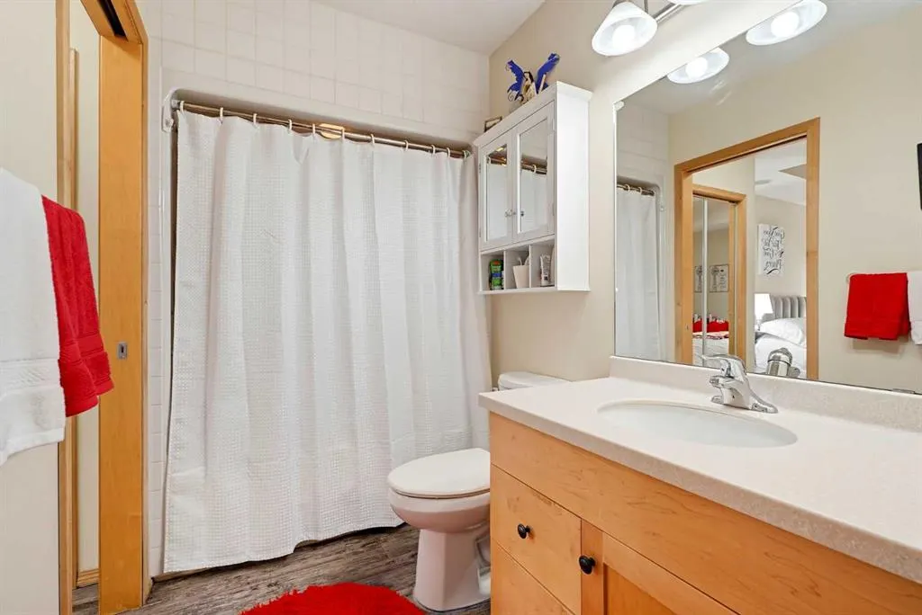 5100 Lakeshore Drive #505