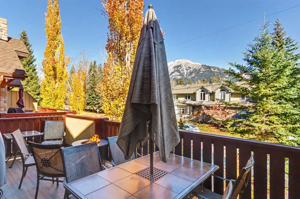 126B Rundle Crescent