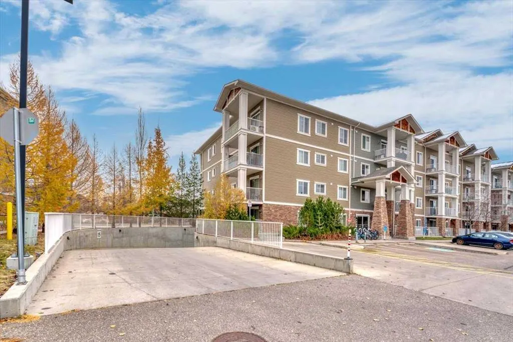 406 Cranberry Park SE #112