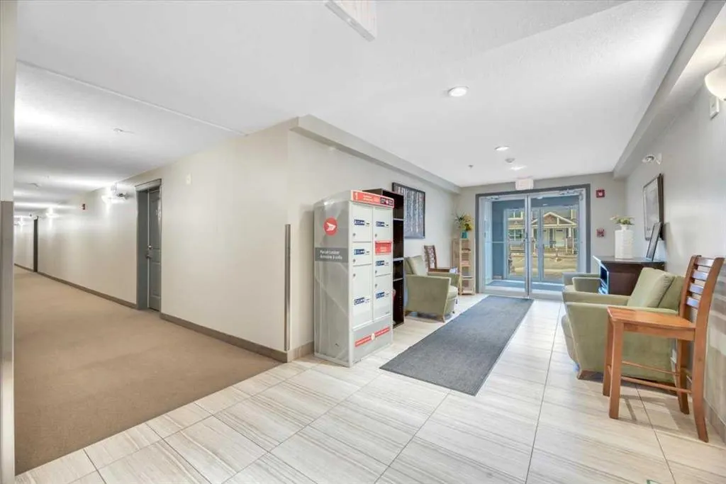 406 Cranberry Park SE #112