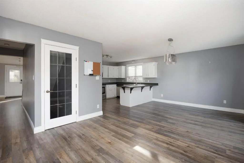 178 Mcconachie Crescent