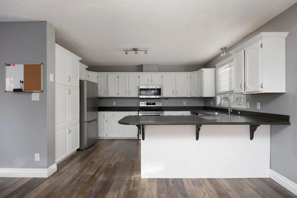 178 Mcconachie Crescent