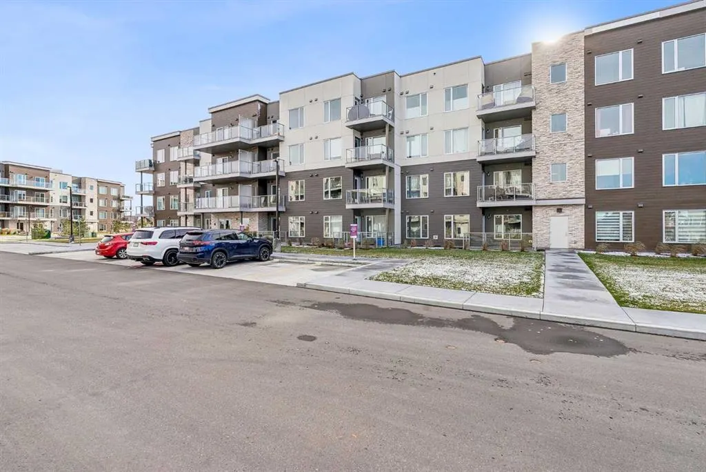 655 Shawnee Square SW #404