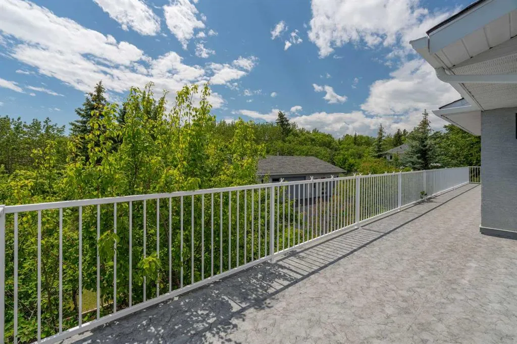 31 Biggar Heights Bay
