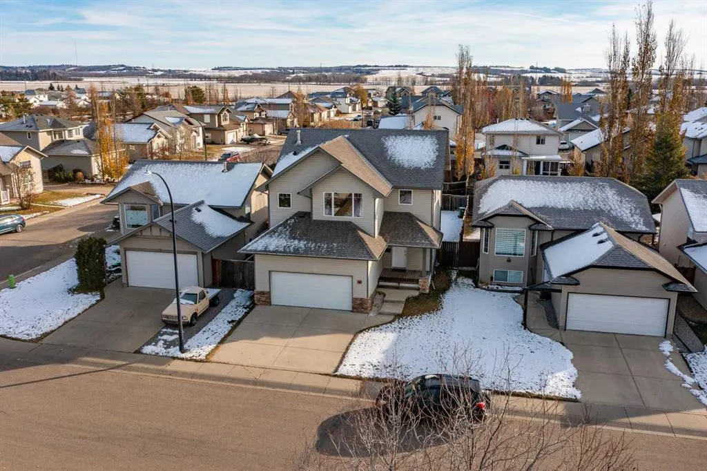 23 Lanterman Close