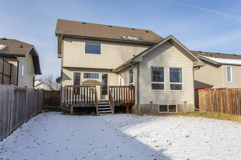 23 Lanterman Close