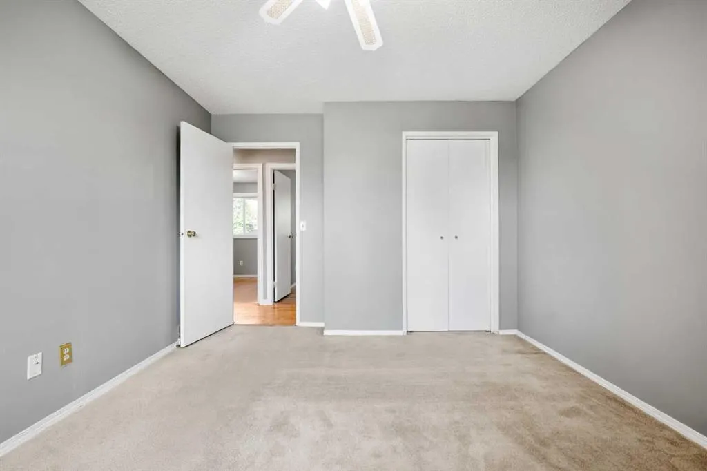 125 Carr Place