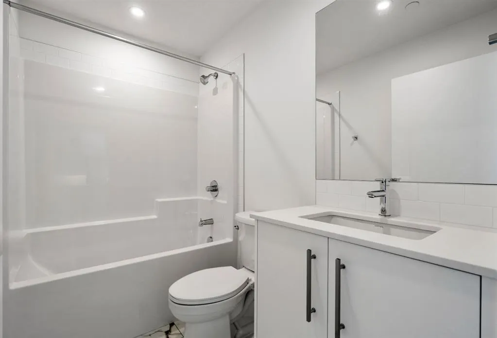 265 Wolf Willow Boulevard SE #1522