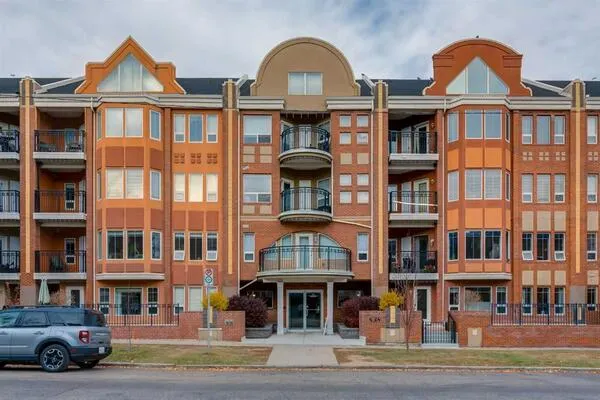 838 19 Avenue SW #113