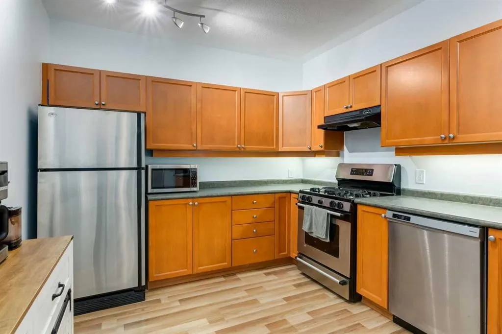 838 19 Avenue SW #113