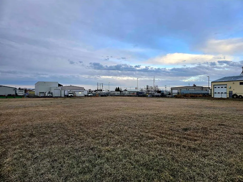 1.16 acres Claresholm